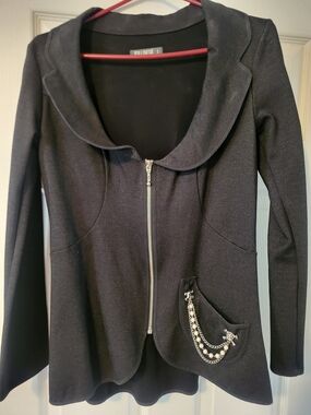 Kolontaï Dark Gray Zip-Front Blazer with Chain Accent
